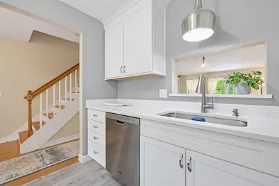 204 Laurelwood Dr #204, Hopedale, MA 01747 - Photo 9