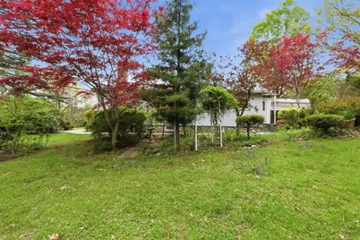 18 Maple St, Auburn, MA 01501 - Photo 7