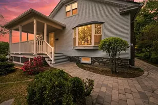 18 Maple St, Auburn, MA 01501 - Photo 1
