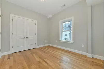 810 East 3rd St #1, Boston, MA 02127 - Photo 5