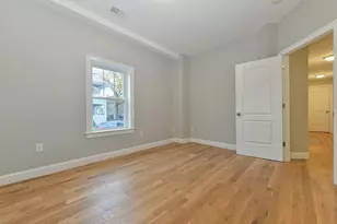 810 E 3rd St, Boston, MA 02127 - Photo 9