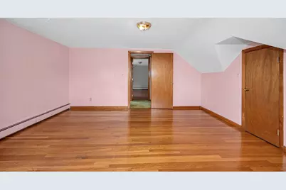 1470 Varnum Ave, Lowell, MA 01854 - Photo 17