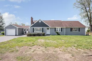 1470 Varnum Ave, Lowell, MA 01854 - Photo 1