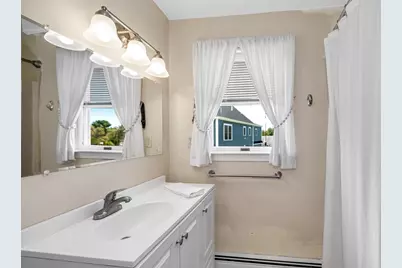 1470 Varnum Ave, Lowell, MA 01854 - Photo 23