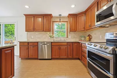 42 Colts Way, Attleboro, MA 02703 - Photo 7