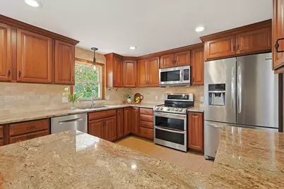 42 Colts Way, Attleboro, MA 02703 - Photo 3