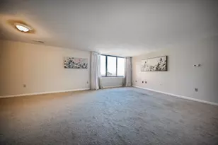 1002 Paradise Rd, Swampscott, MA 01907 - Photo 9