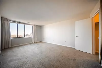 1002 Paradise Rd #PHE, Swampscott, MA 01907 - Photo 17