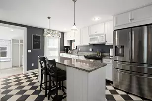 4 Olive St, Newburyport, MA 01950 - Photo 1