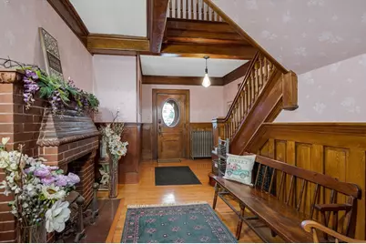 16 Quincy St, Methuen, MA 01844 - Photo 5