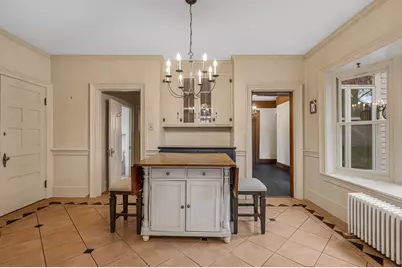 16 Quincy St, Methuen, MA 01844 - Photo 11