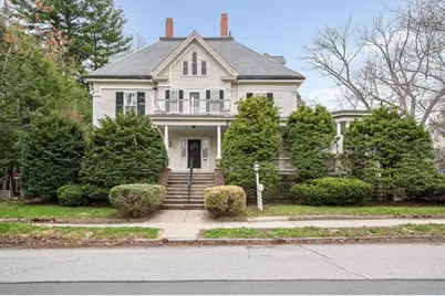 16 Quincy St, Methuen, MA 01844 - Photo 1