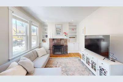7 Harriet Ave #7, Belmont, MA 02478 - Photo 5
