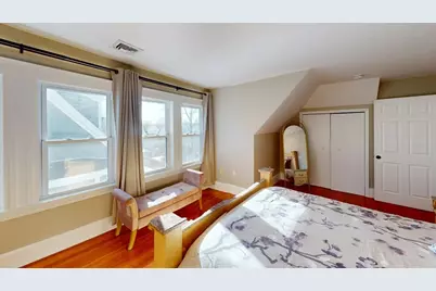 7 Harriet Ave #7, Belmont, MA 02478 - Photo 9