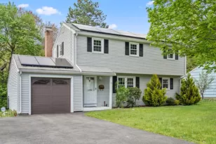 8 Sunset Dr, Framingham, MA 01701 - Photo 1