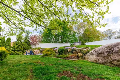143 South St, Randolph, MA 02368 - Photo 5