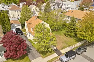 17 Buttonwood St, New Bedford, MA 02740 - Photo 35