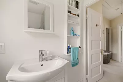 17 Buttonwood St, New Bedford, MA 02740 - Photo 25