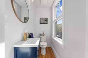 342 W 3rd St, Boston, MA 02127 - Photo 9