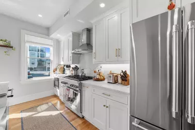 342 West Third Street #2, Boston, MA 02127 - Photo 5
