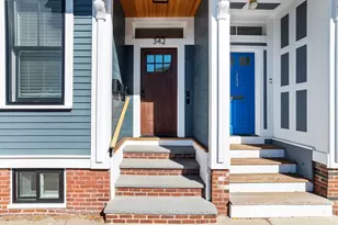 342 W 3rd St, Boston, MA 02127 - Photo 35