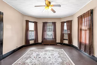 18 Wendell Pl, Springfield, MA 01105 - Photo 3