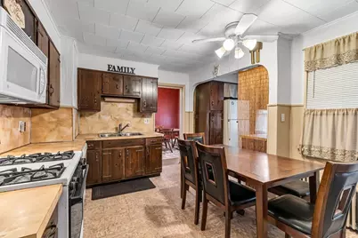 18 Wendell Pl, Springfield, MA 01105 - Photo 7