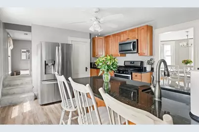 16 Thorndike St, Peabody, MA 01960 - Photo 19