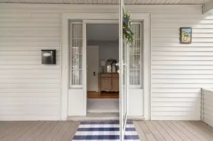16 Thorndike St, Peabody, MA 01960 - Photo 7