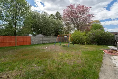 14 Ludlow St, Acushnet, MA 02743 - Photo 25