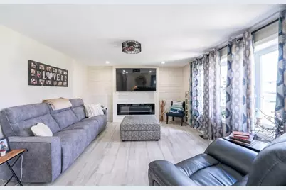14 Ludlow St, Acushnet, MA 02743 - Photo 5