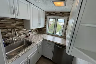 25 Hanover St, Malden, MA 02148 - Photo 5