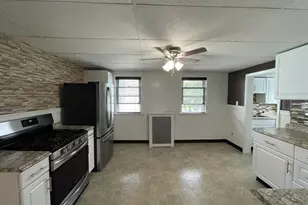 25 Hanover St, Malden, MA 02148 - Photo 3