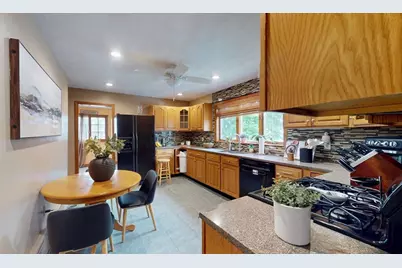 48 Metcalf Street, Medford, MA 02155 - Photo 3