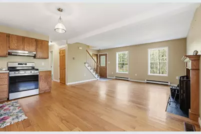 305 W Pelham Rd, Shutesbury, MA 01072 - Photo 9