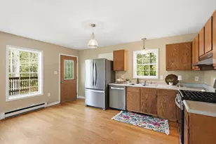 305 W Pelham Rd, Shutesbury, MA 01072 - Photo 7