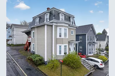 70 Myrtle Ave, Fitchburg, MA 01420 - Photo 3