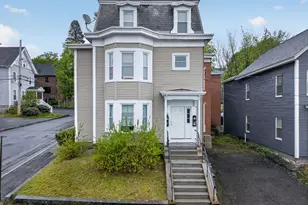 70 Myrtle Ave, Fitchburg, MA 01420 - Photo 1
