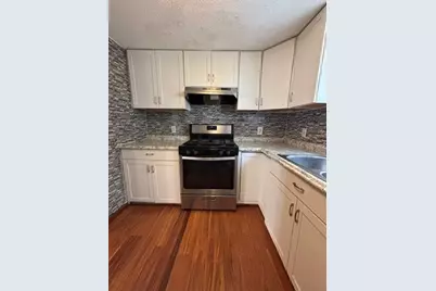 31 Choate St #1, Fall River, MA 02723 - Photo 3