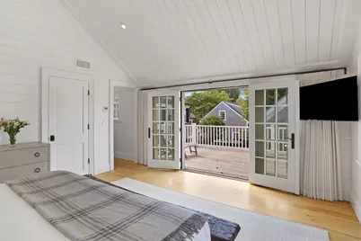 56 North Summer Street, Edgartown, MA 02539 - Photo 25