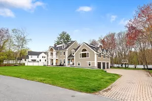 4 Fairway Dr, Andover, MA 01810 - Photo 3