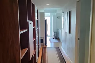 2 Earhart St, Cambridge, MA 02141 - Photo 9