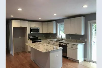 2 Isabella Dr, Douglas, MA 01516 - Photo 5