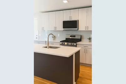 98 Prescott St #3b, Boston, MA 02128 - Photo 9