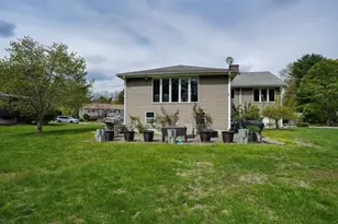 7 Parliament Ln, Woburn, MA 01801 - Photo 31