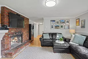 7 Parliament Ln, Woburn, MA 01801 - Photo 21