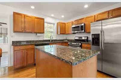39 Brewster Rd #39, Stoughton, MA 02072 - Photo 9