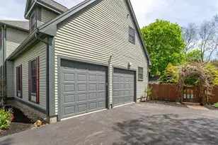 3 Meeting Pl Cir, Beverly, MA 01915 - Photo 37