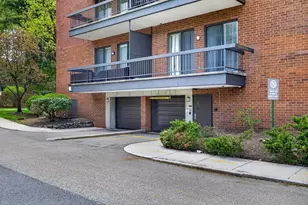 210 Nahanton, Newton, MA 02459 - Photo 35