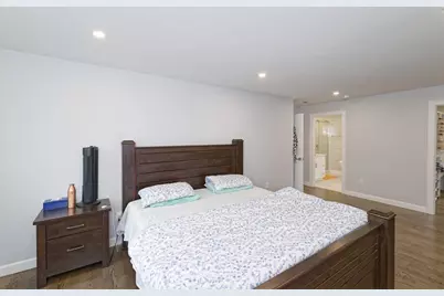 615 Norfolk St, Holliston, MA 01746 - Photo 27
